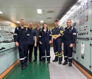 Patricia with the crew_0 (1).jpg